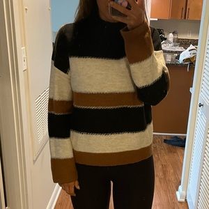 Universal Thread- PERFECT FALL SWEATER- Soft!